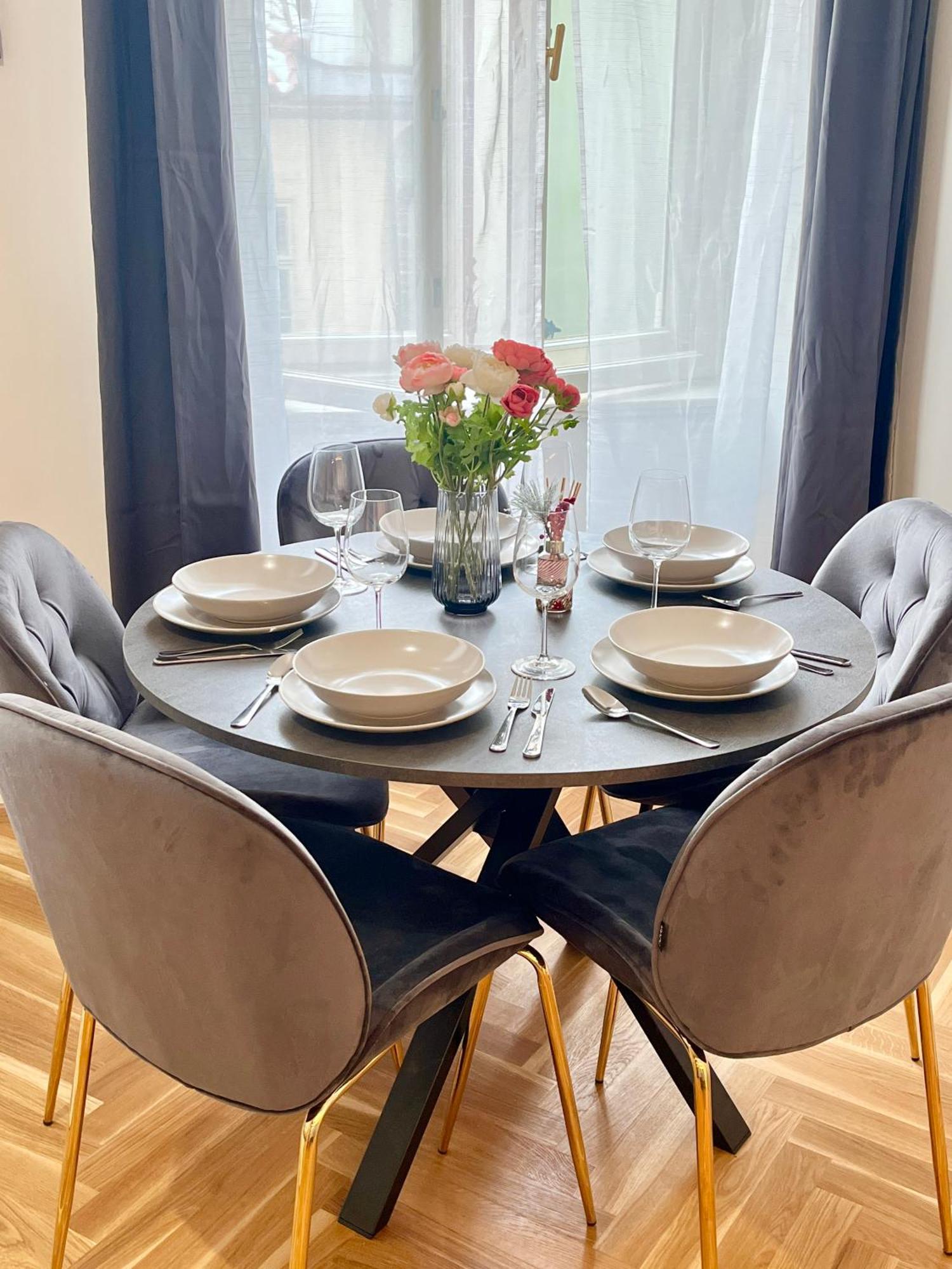 Newly Renovated In Wenceslas Square * Prague